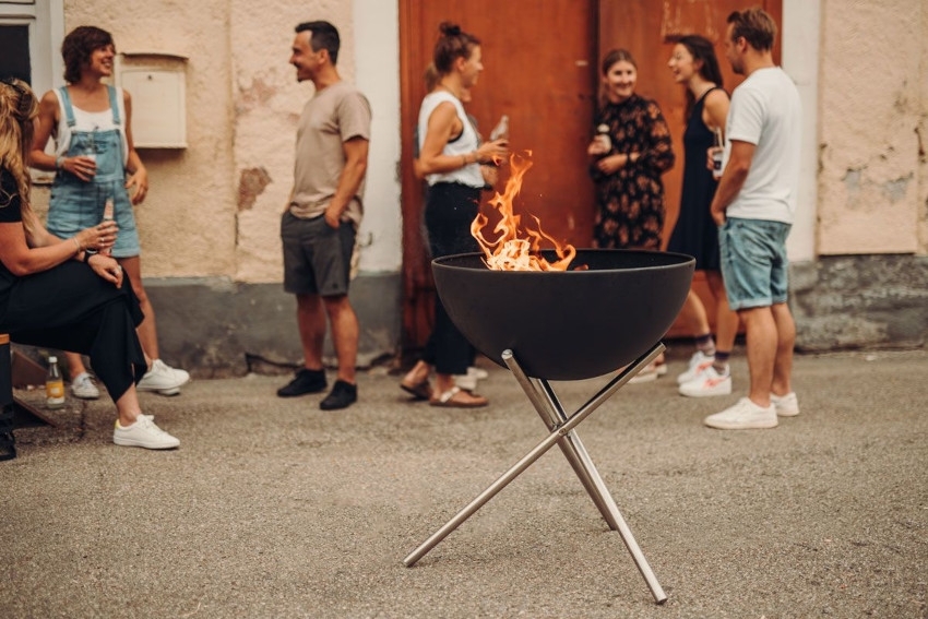 HÖFATS Bowl 70 Feuerschale mit Dreibein Set