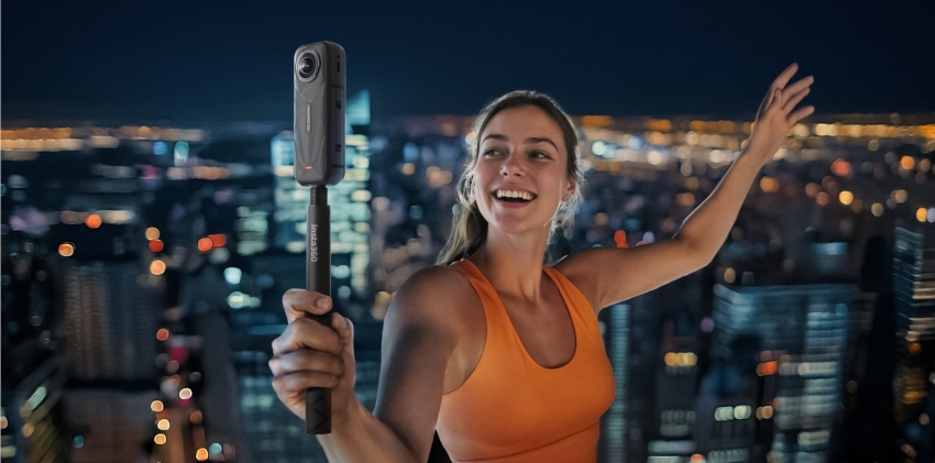 INSTA360 X5 Essentials Bundle
