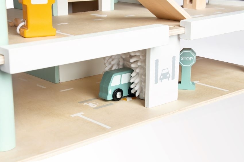 PINOLINO Parkhaus Kurt mit Zubehör