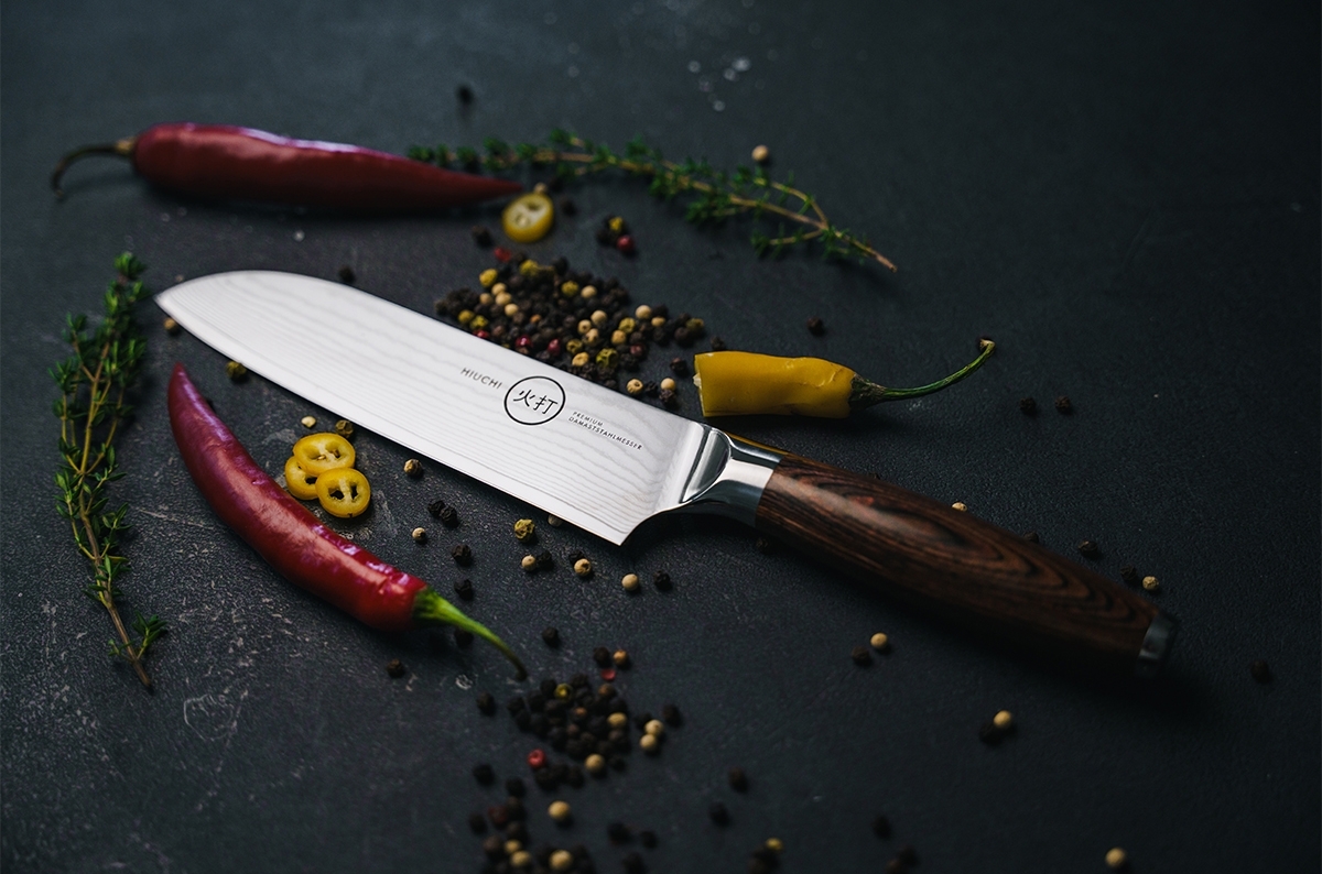 HIUCHI Damaststahlmesser Typ SANTOKU
